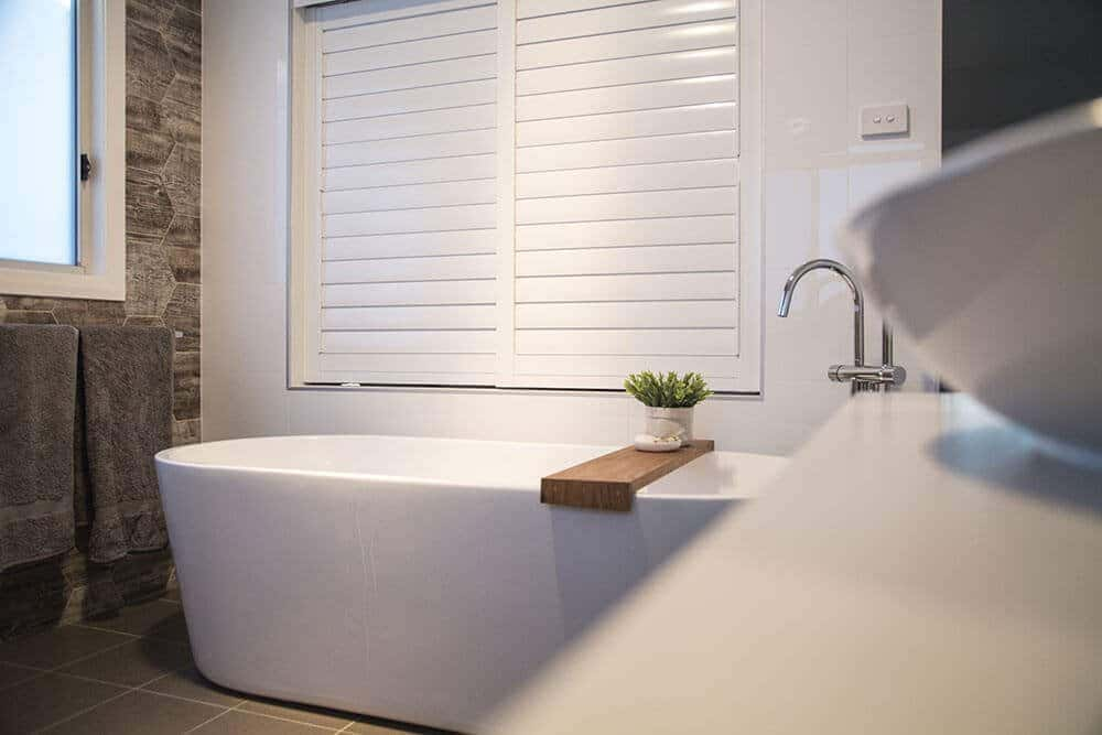 bath-shutters