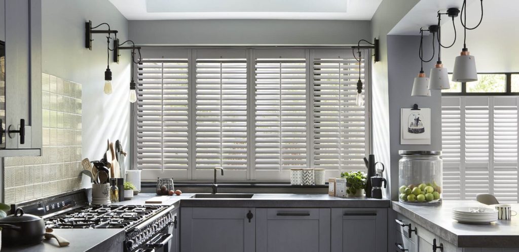 kitchen-shutters-slide